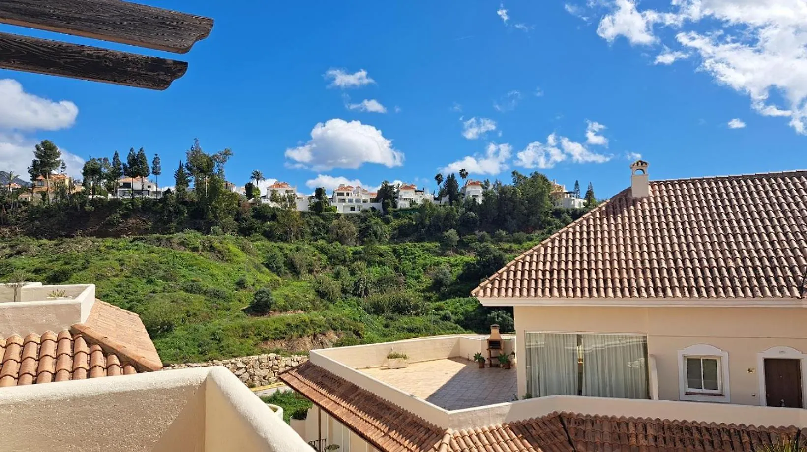 Apartamento Aloha Hill Club Marbella 0*,